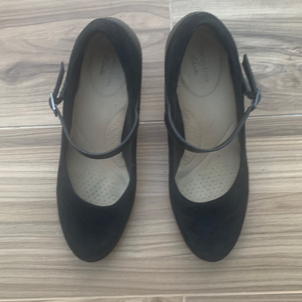 Clarks Collection: Black Suede/Synthetic Combination